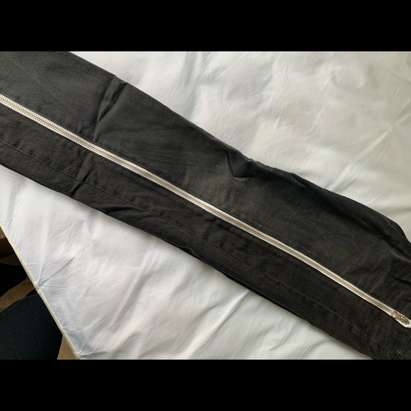 Current Elliot Zipper Jeans - Picture 2 of 6